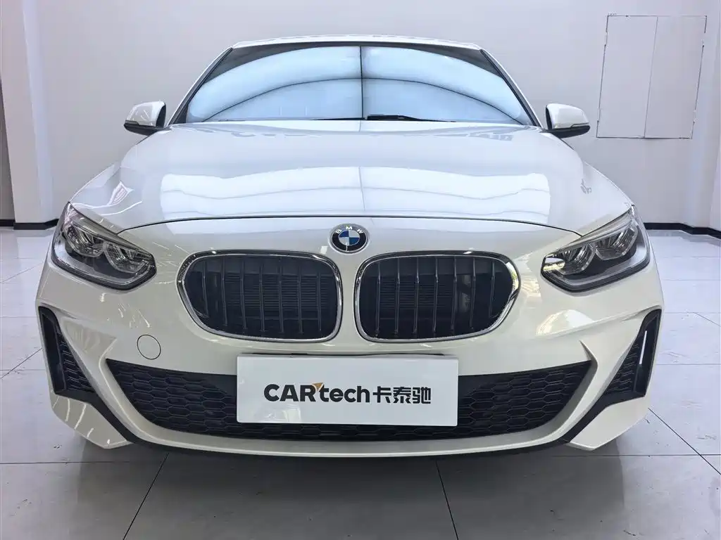 BMW 1 Series 2021 120i M Sports Edition купить на сайте DeffCars