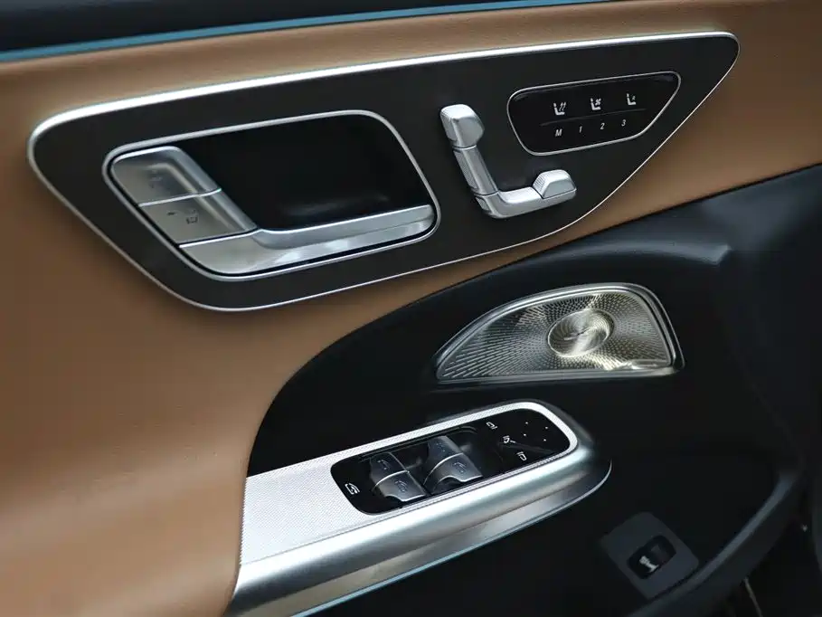 Mercedes-Benz E-Class 2026 E 300 L Luxury Model купить на сайте DeffCars