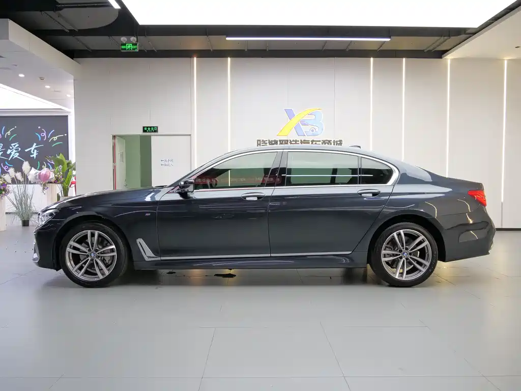 BMW 7 Series 2018 730Li Exclusive M Sports Package купить на сайте DeffCars