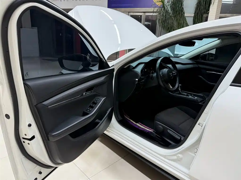 Mazda3 Angkesela 2021 2.0L automatic quality version купить на сайте DeffCars