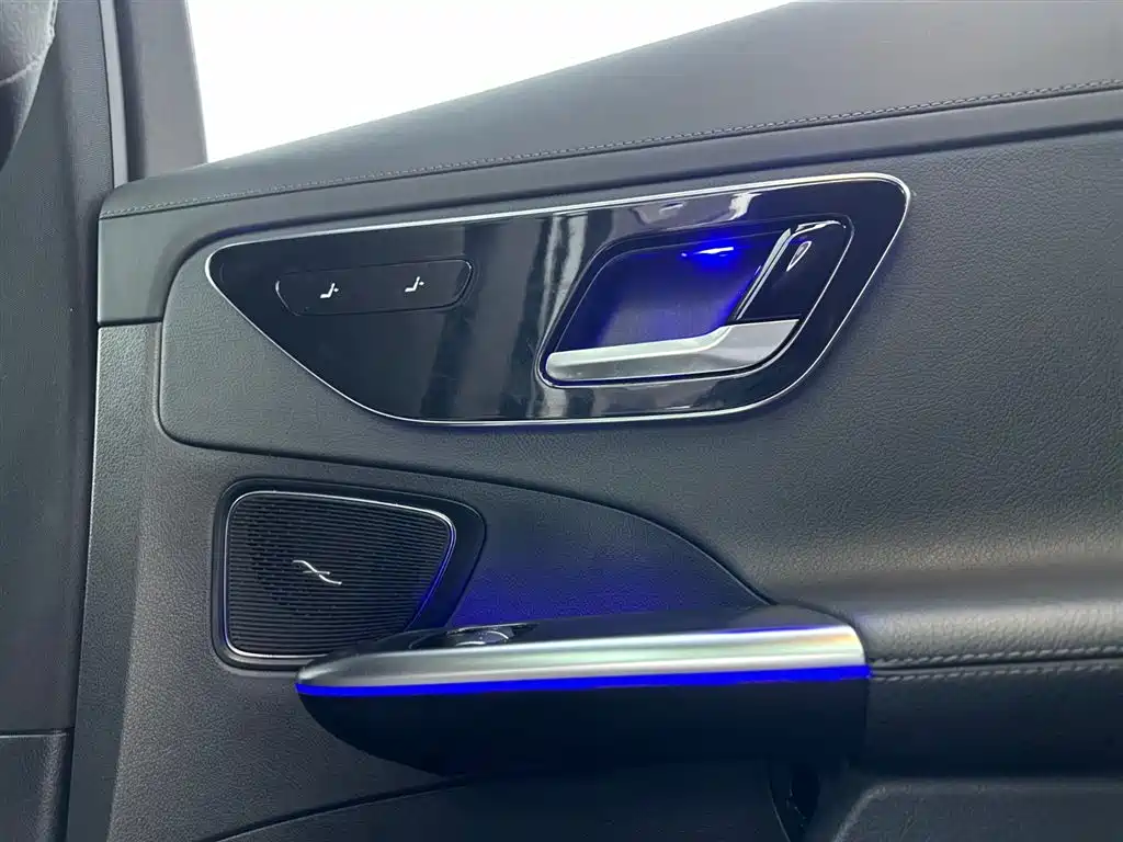 Mercedes-Benz C-Class 2024 C 260 L Sports Edition купить на сайте DeffCars