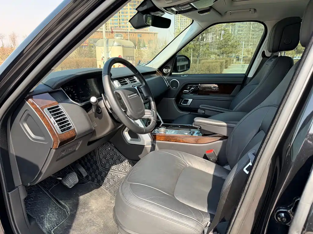 Range Rover 2022 3.0 L6 360PS Grand Edition купить на сайте DeffCars