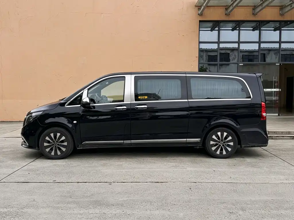 Vito 2021 2.0T Business Edition 7 seats купить на сайте DeffCars