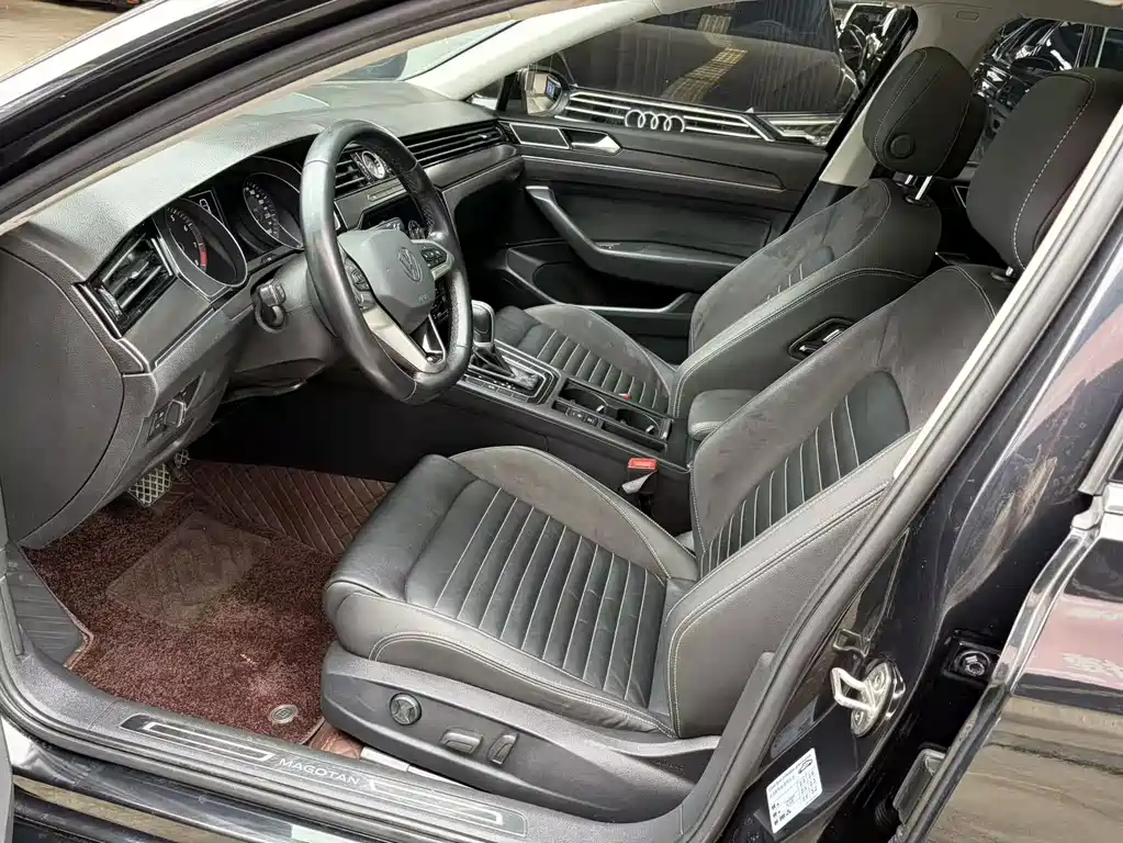 Magotan 2020 330TSI DSG leading model купить на сайте DeffCars