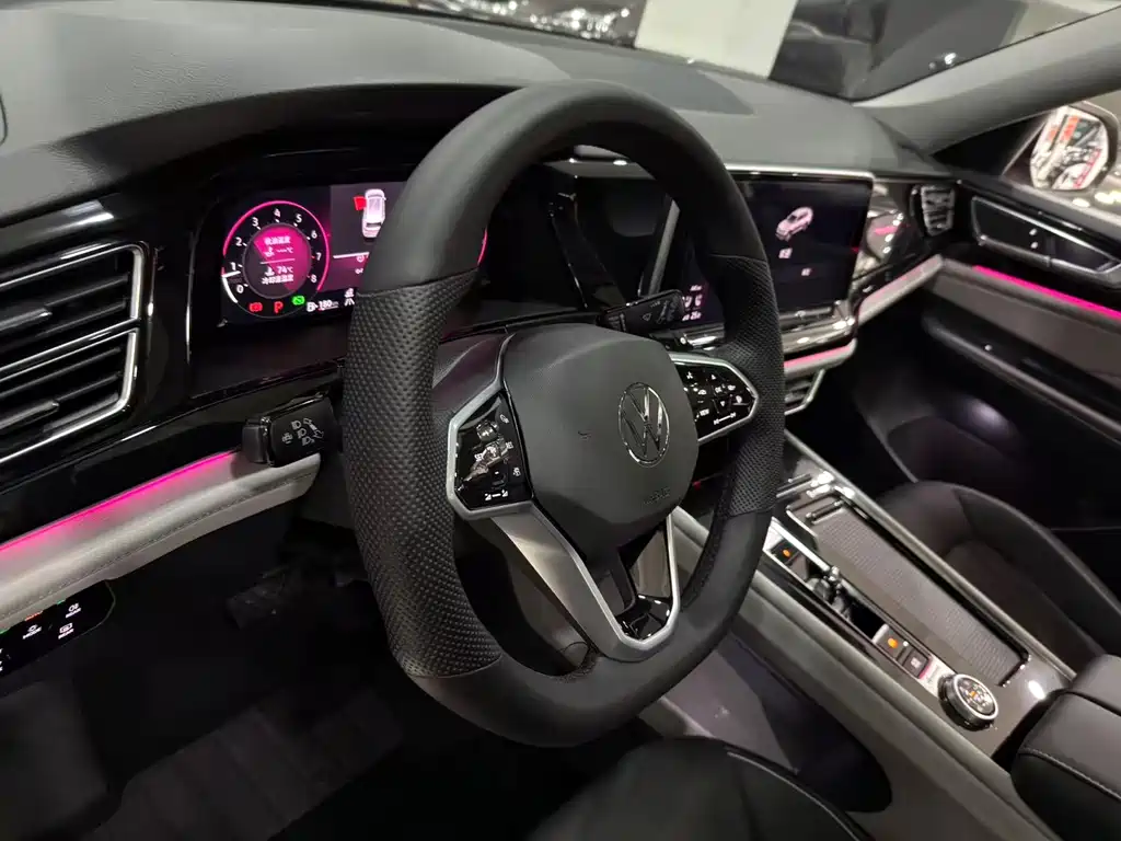 Touron 2024 380TSI four-wheel drive luxury version купить на сайте DeffCars