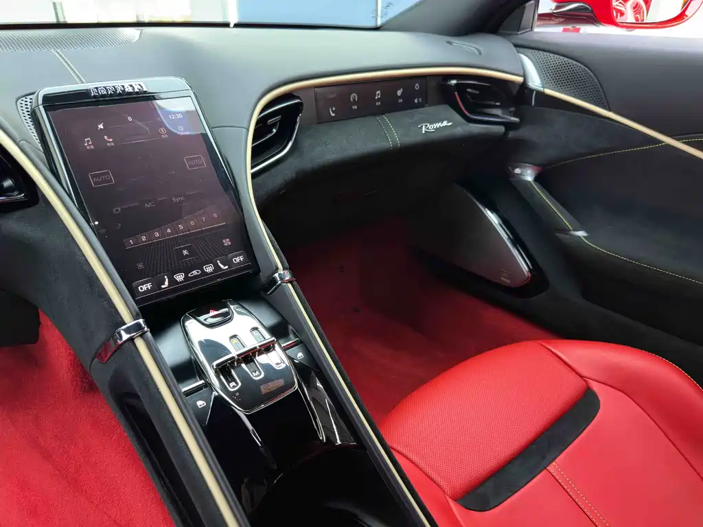 Roma 2020 3.9T V8 купить на сайте DeffCars