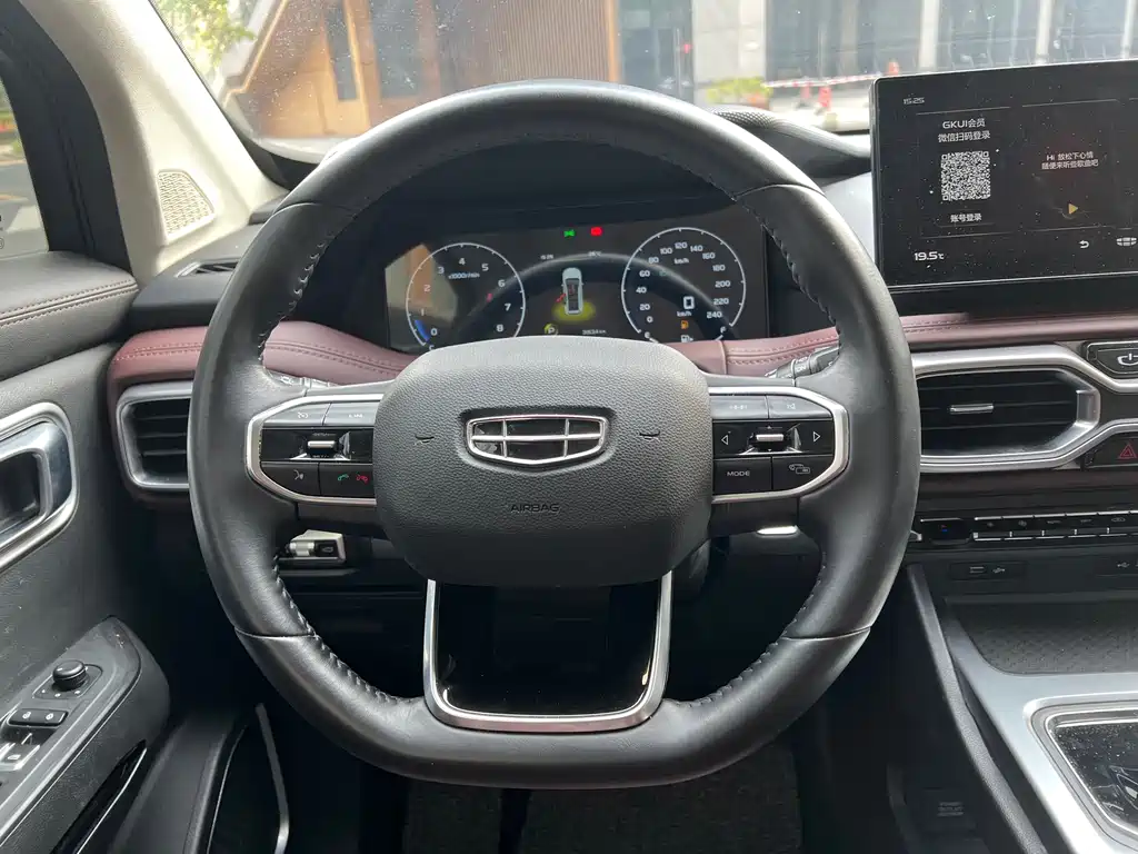 Haoyue 2022 1.8TD DCT luxury model 7 seats купить на сайте DeffCars