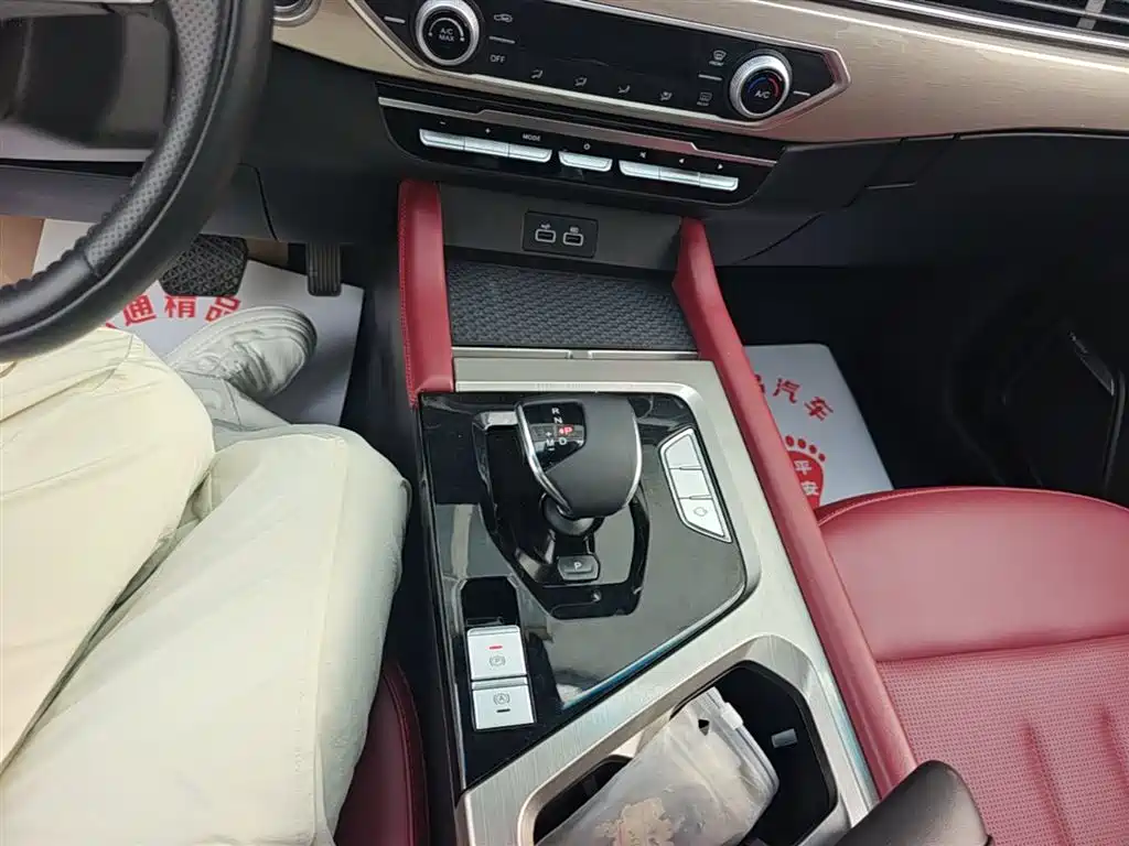 Jietu X70 2025 model 1.5T DCT surpasses PRO 5-seater купить на сайте DeffCars