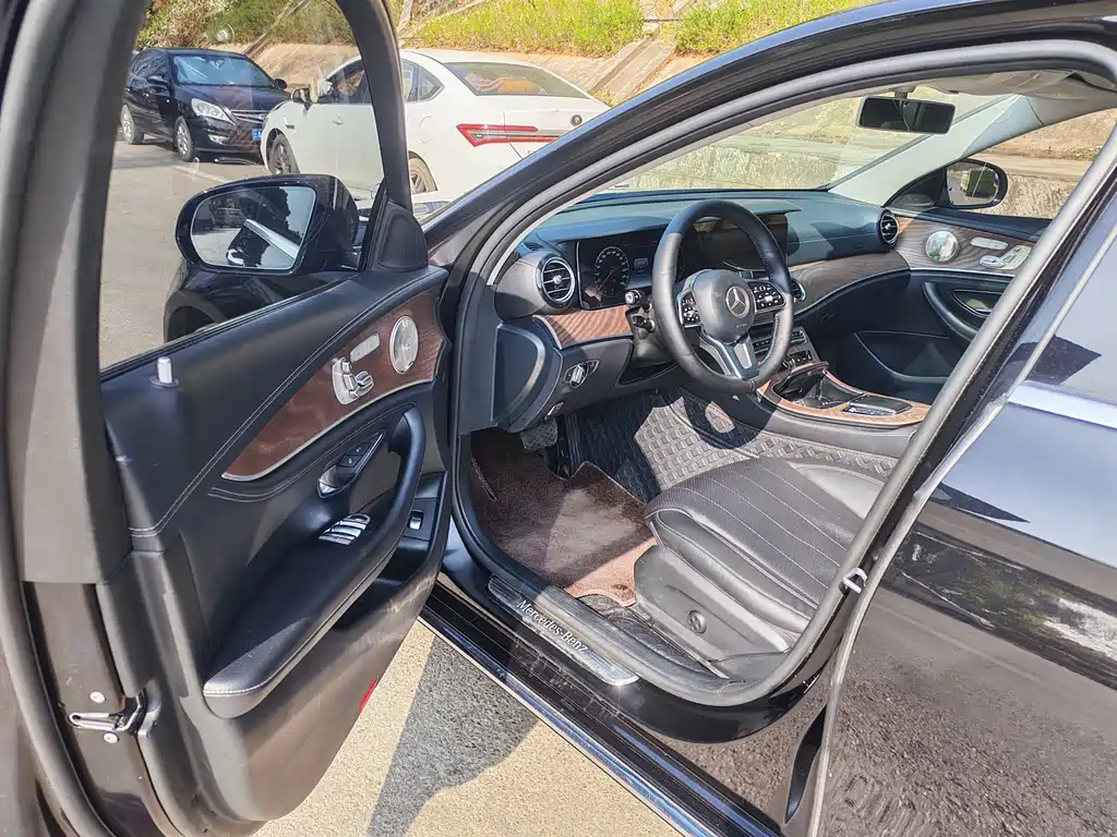 Mercedes-Benz E-Class 2019 facelift E 300 L fashionable model купить на сайте DeffCars