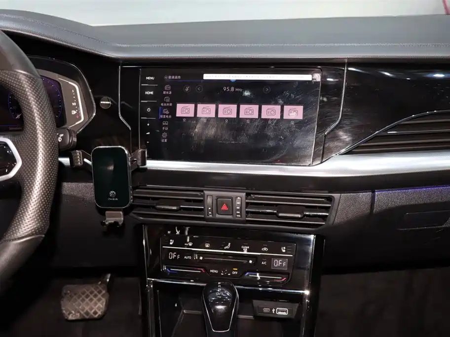 Passat 2023 facelift 330TSI luxury version купить на сайте DeffCars