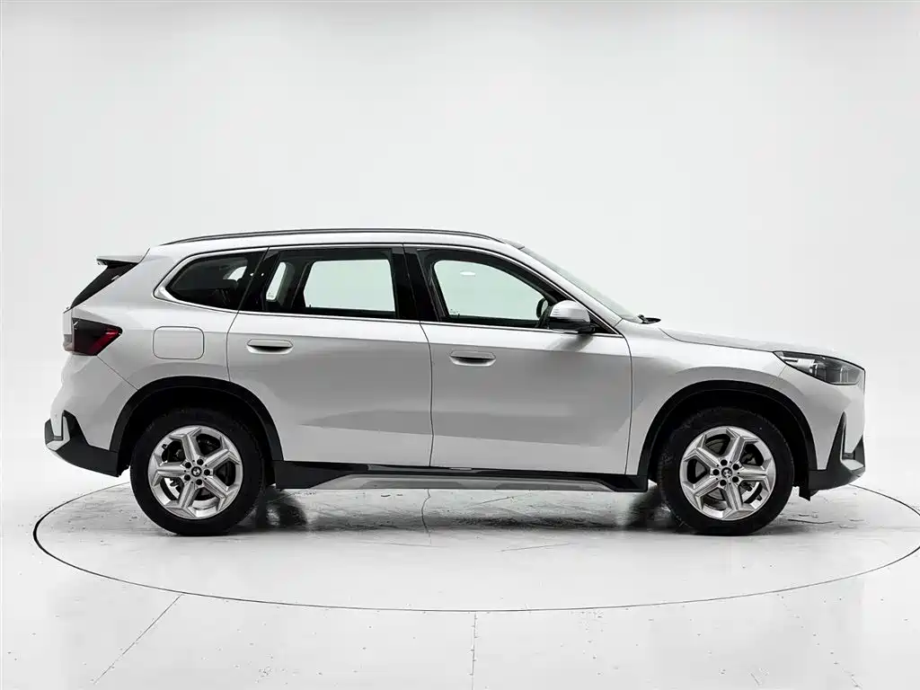BMW X1 2023 sDrive20Li X Design Package купить на сайте DeffCars