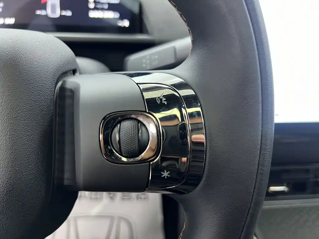 Platinum 3X 2025 520 Pro+ lidar version купить на сайте DeffCars