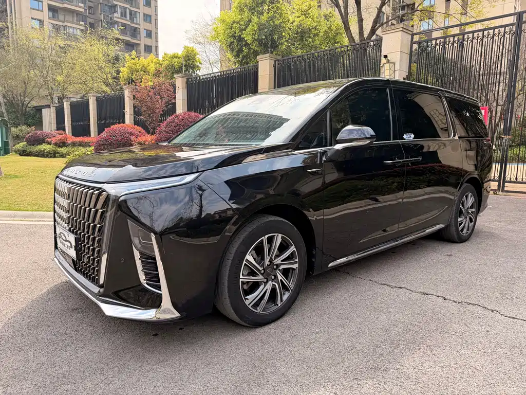 Maxus G90 2022 2.0T Nebula seven-seater version купить на сайте DeffCars