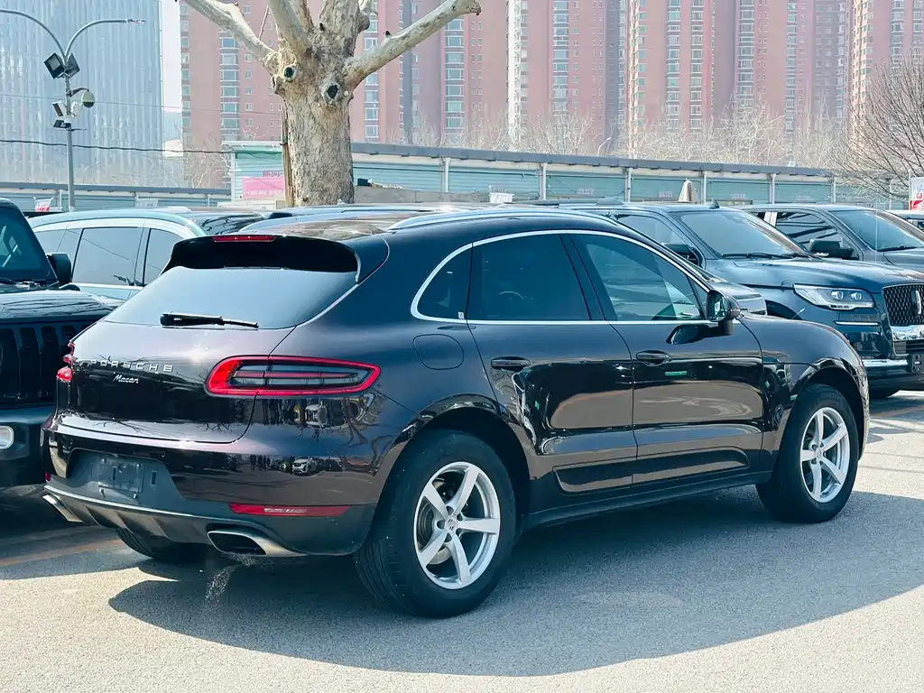 Macan 2017 Macan 2.0T купить на сайте DeffCars