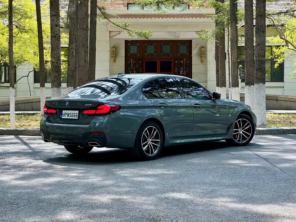 BMW 5 Series Imported 2022 525i M Sports Package купить на сайте DeffCars