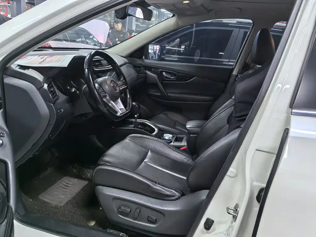 X-Trail 2020 2.0L XL ITS CVT 2WD Intelligent Comfort Edition купить на сайте DeffCars