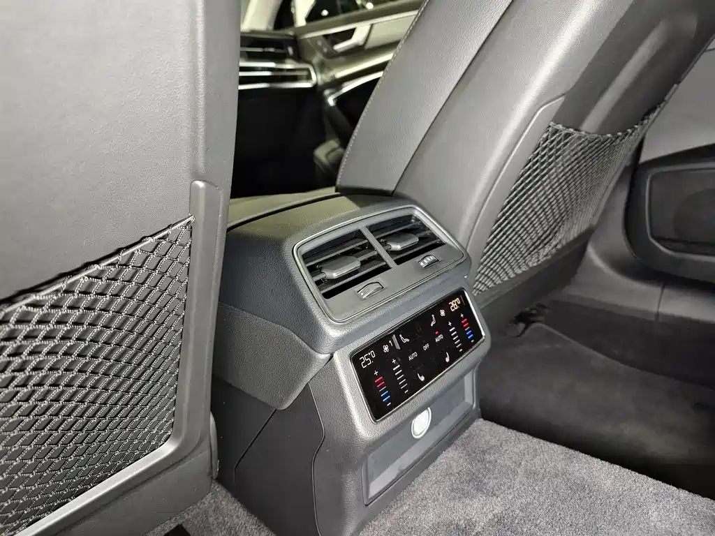Audi A6L 2019 45 TFSI quattro premium model купить на сайте DeffCars