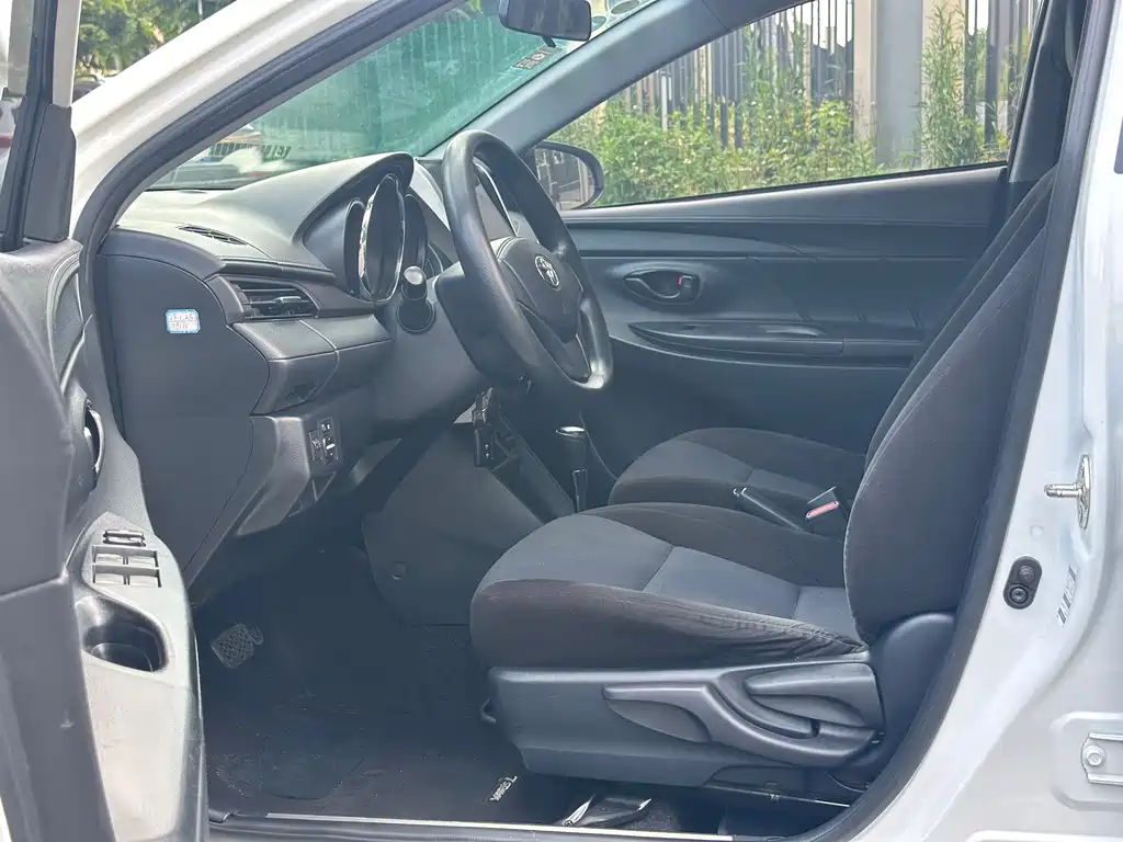 YARiS L Zhixuan 2019 1.5E CVT Charming Edition National VI купить на сайте DeffCars