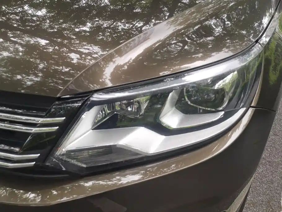 Tiguan 2016 300TSI automatic two-wheel drive comfort version купить на сайте DeffCars