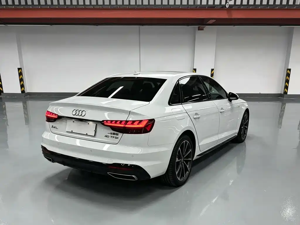 Audi A4L 2023 40 TFSI Luxury Dynamic купить на сайте DeffCars