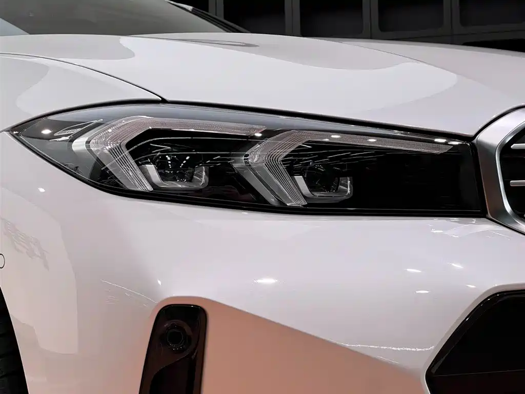BMW 3 Series 2025 325i M Sports Package купить на сайте DeffCars