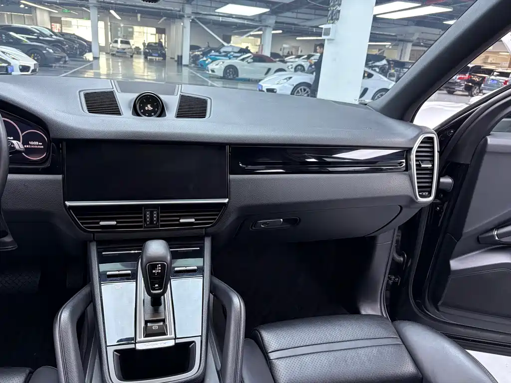 Cayenne 2018 Cayenne 3.0T купить на сайте DeffCars