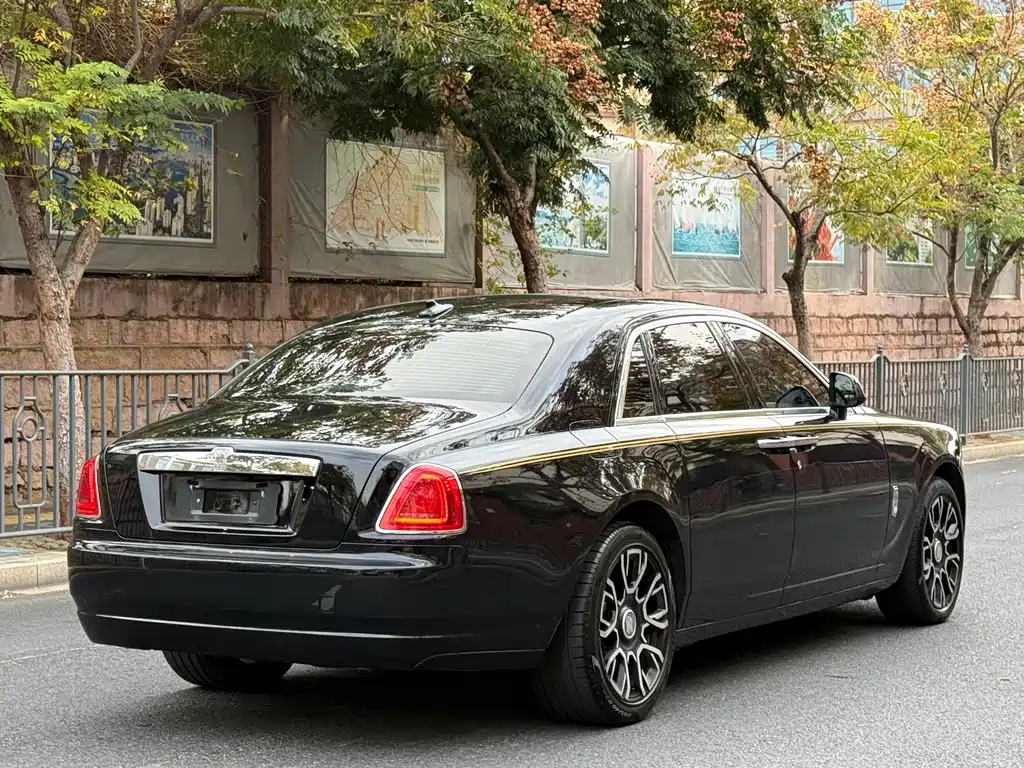 Ghost 2015 Series II Standard Edition купить на сайте DeffCars