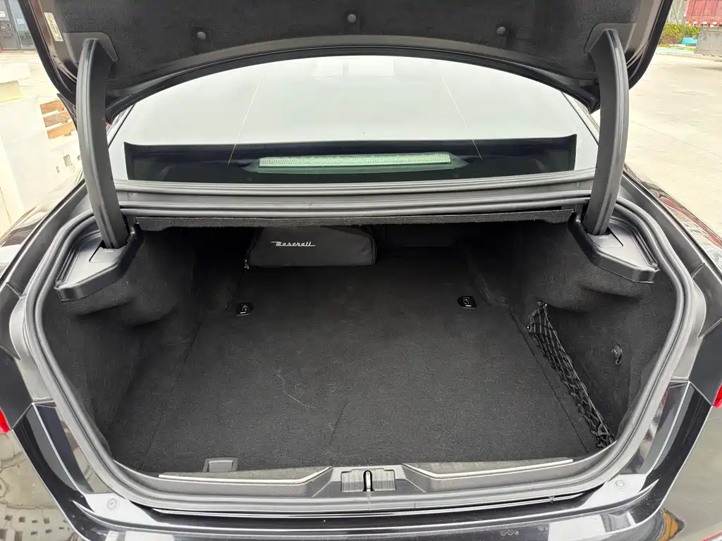 President 2018 3.0T Standard Edition купить на сайте DeffCars