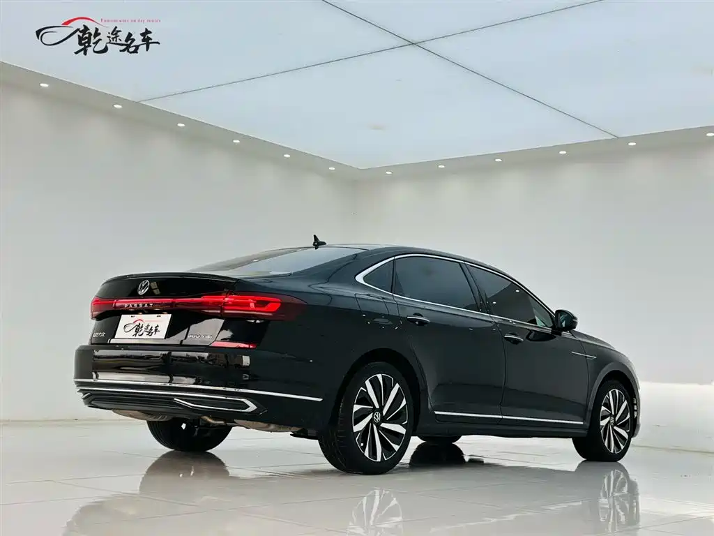 Passat 2023 facelift 380TSI luxury version купить на сайте DeffCars