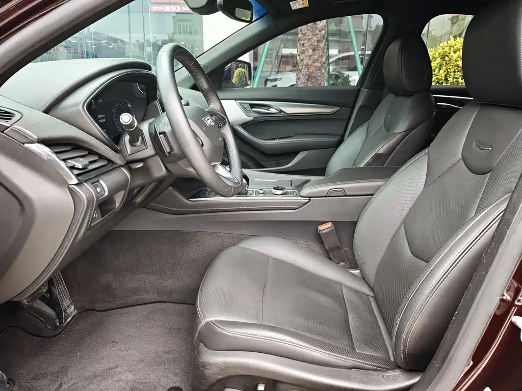 Cadillac CT5 2021 28T luxury model купить на сайте DeffCars