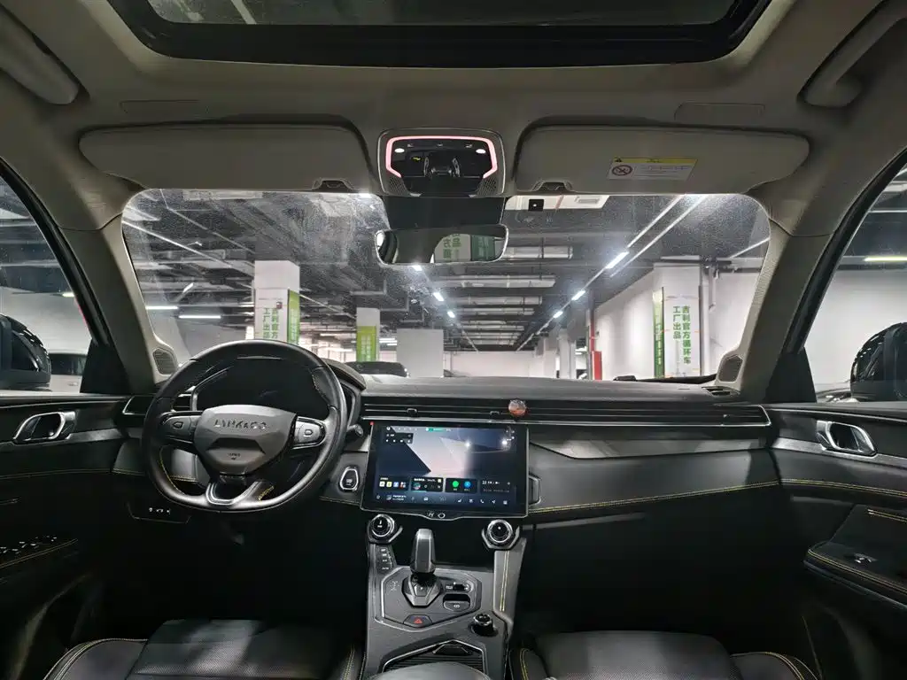 Lynk & Co 01 2024 2.0TD 2WD Global Pro купить на сайте DeffCars