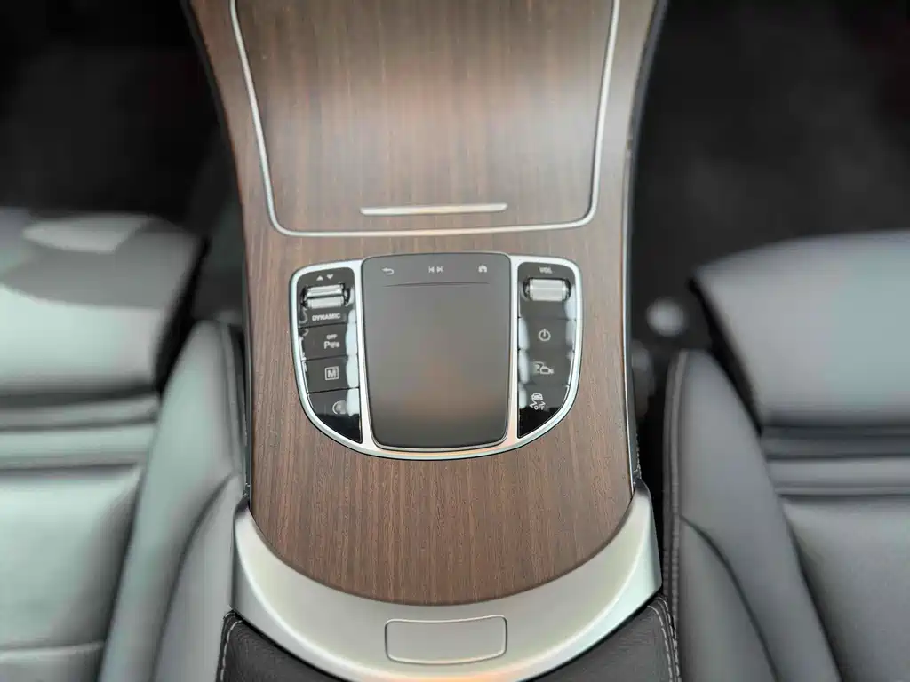 Mercedes-Benz GLC 2020 GLC 300 L 4MATIC luxury model купить на сайте DeffCars