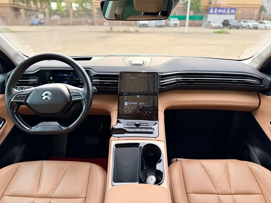 NIO ES8 2020 415KM six-seater version купить на сайте DeffCars