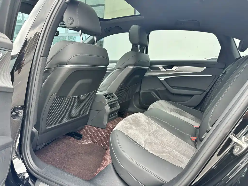 Audi A6L 2023 40 TFSI Luxury Dynamic Edition купить на сайте DeffCars