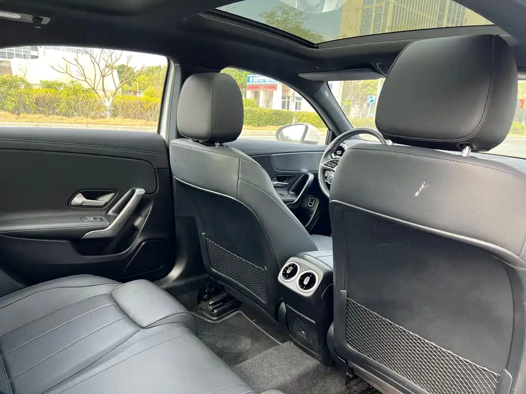 Mercedes-Benz A-Class 2024 A 180 L купить на сайте DeffCars