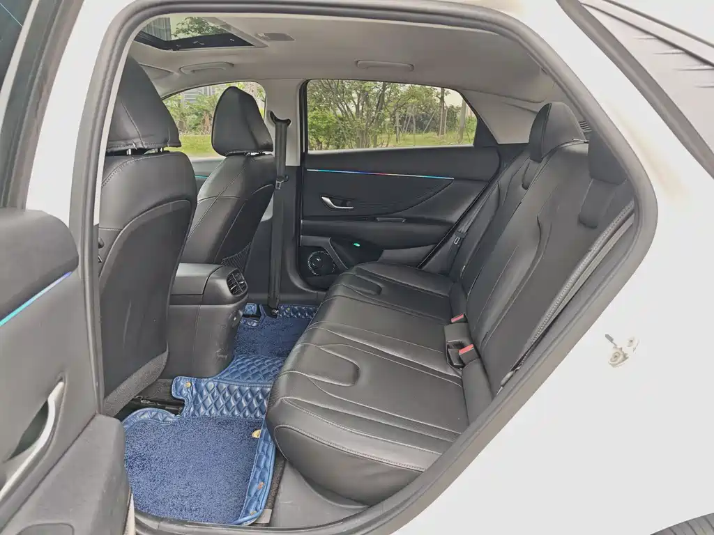 Elantra 2022 1.5L CVT LUX Premium Edition купить на сайте DeffCars