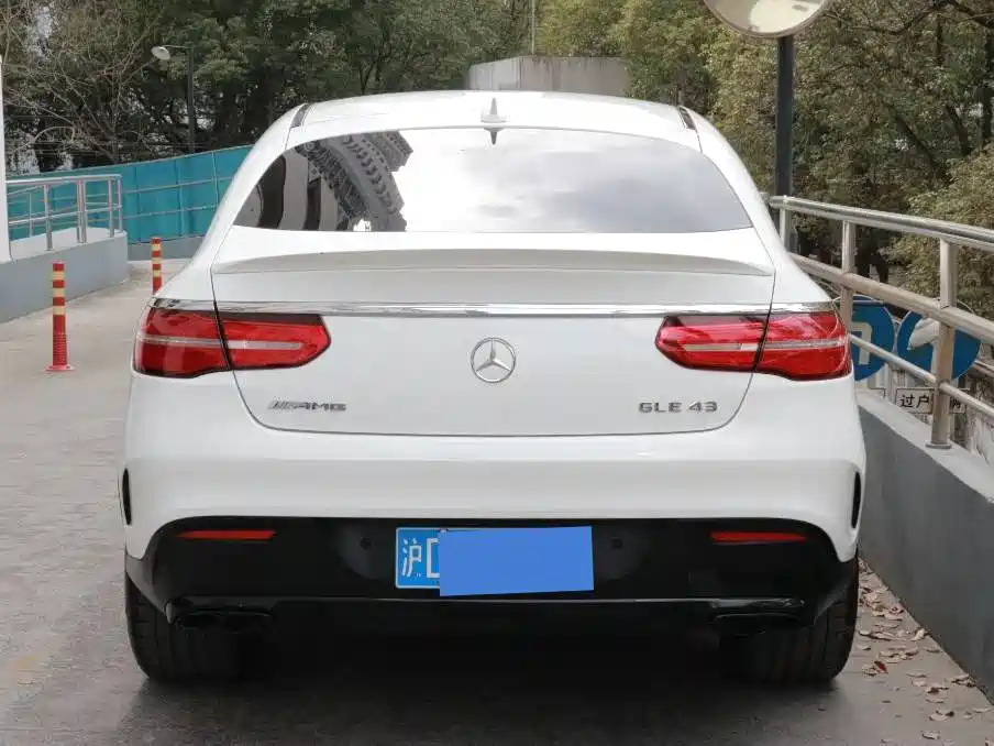 Mercedes-Benz GLE Coupe AMG 2017 AMG GLE 43 4MATIC Coupe SUV купить на сайте DeffCars