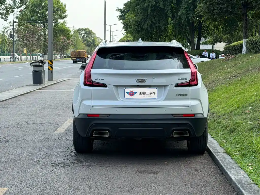 Cadillac XT4 2020 28T 2WD Technology Edition купить на сайте DeffCars