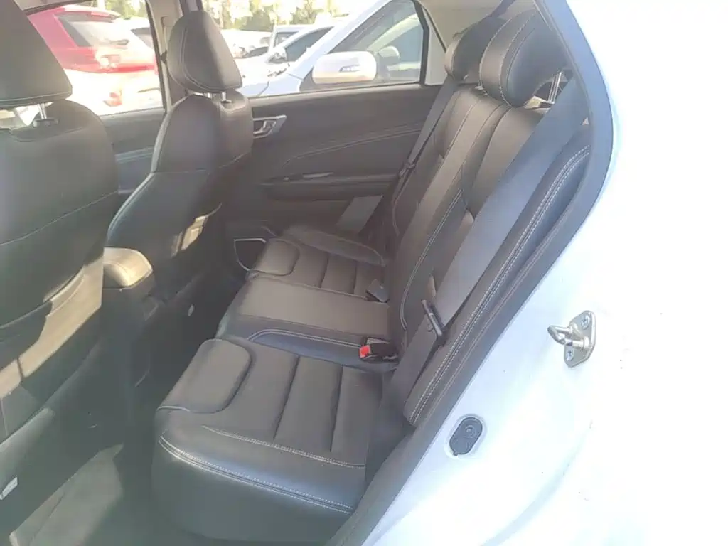 Vision X3 2017 1.5L manual premium model купить на сайте DeffCars