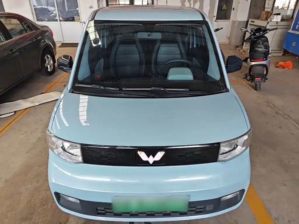 Hongguang MINIEV 2020 Free Model Lithium Iron Phosphate купить на сайте DeffCars
