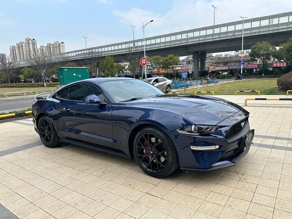 Mustang 2019 2.3L EcoBoost купить на сайте DeffCars