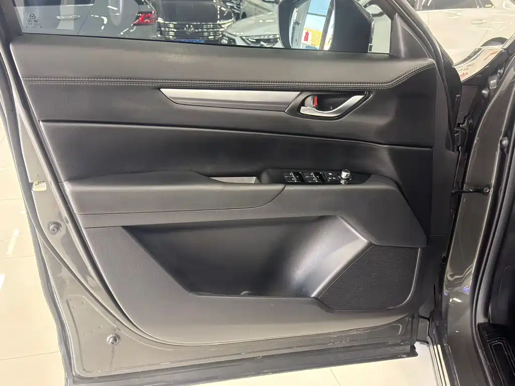 Mazda CX-5 2022 2.0L automatic two-wheel drive smart model купить на сайте DeffCars