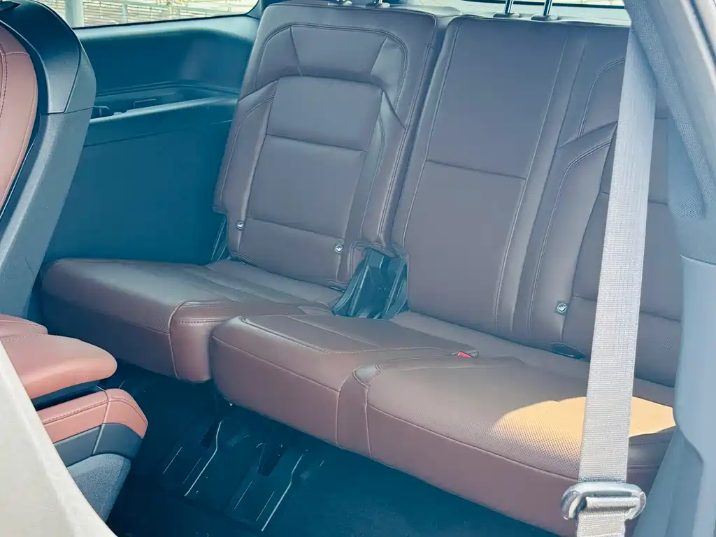 Navigator 2025 3.5T President Edition купить на сайте DeffCars