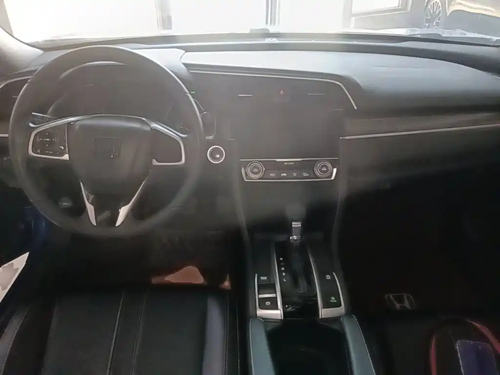 Civic 2019 220TURBO CVT Dynamic Edition China VI купить на сайте DeffCars