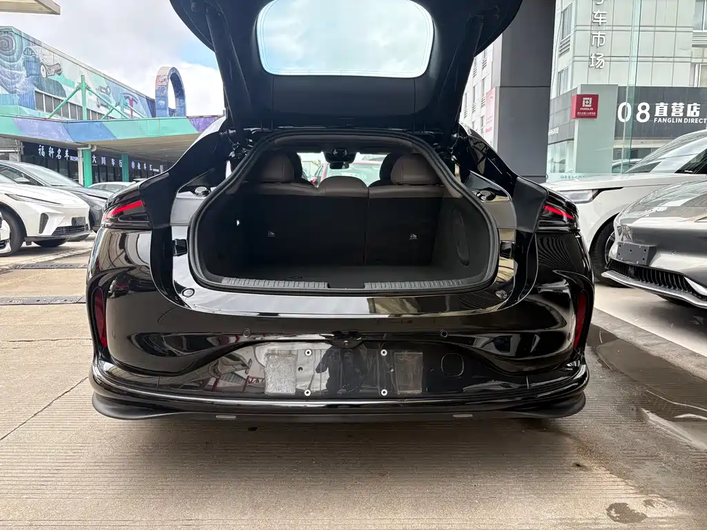 Zhiji L6 2025 Ultra купить на сайте DeffCars