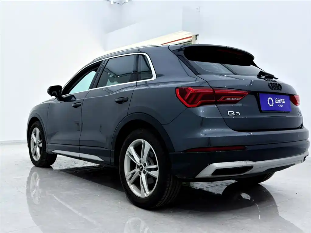 Audi Q3 2022 35 TFSI Fashionable and Elegant купить на сайте DeffCars