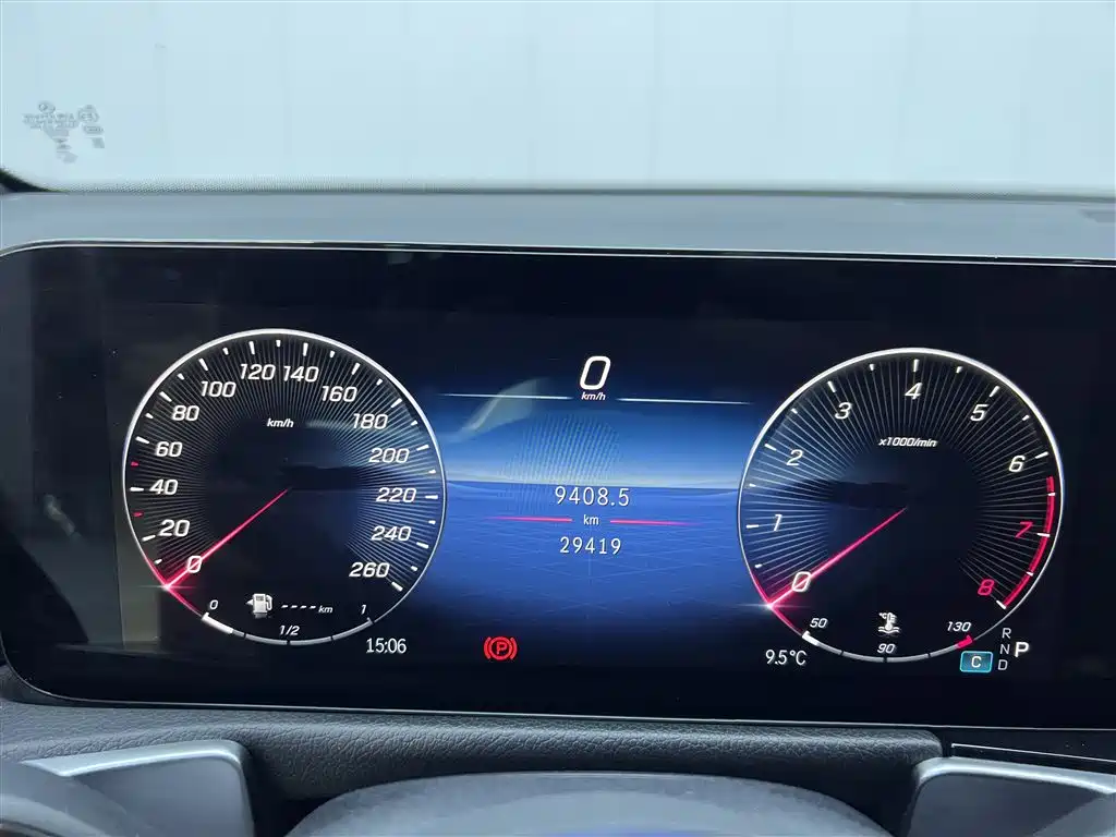 Mercedes-Benz GLB 2024 facelift GLB 200 dynamic version купить на сайте DeffCars