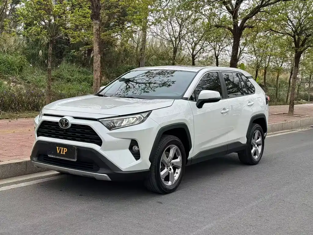 RAV4 Rongfang 2023 2.0L CVT two-wheel drive fashion Plus version купить на сайте DeffCars