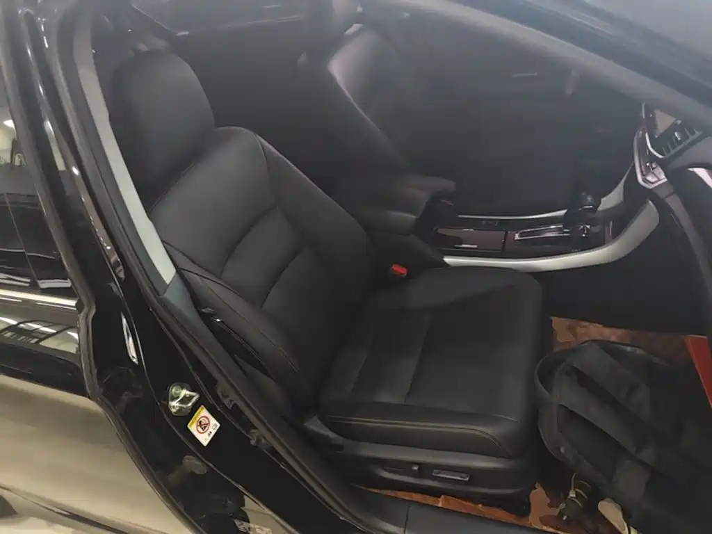 Accord 2014 3.0L VTI Premium Edition купить на сайте DeffCars