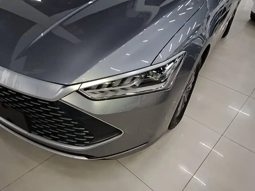 Qin PLUS 2024 Honor Edition DM-i 55KM Leading Model купить на сайте DeffCars